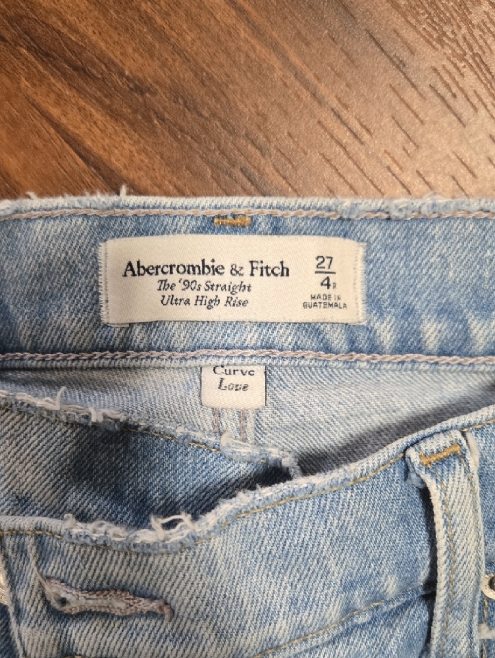 Abercrombie & Fitch The 90s Straight Ultra High Rise Curve Love Sz 27 Light Wash - Picture 4 of 10